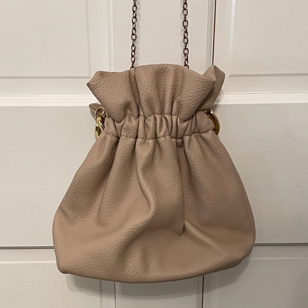Pouch Bag w/ Chain Detail - Picture 4 of 6